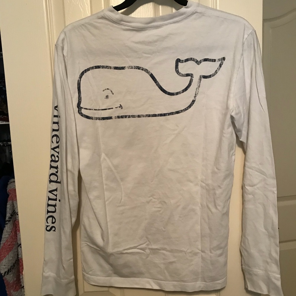 Vineyard vines long sleeved T-shirt